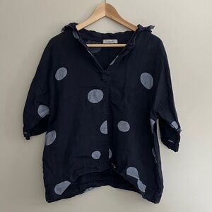 Liabella Italian Linen Polka Dot Peasant Top size medium navy blue